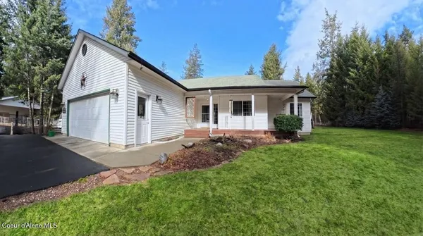 $1,100,000 | 49 Antler Lane, Spirit Lake, ID 83869