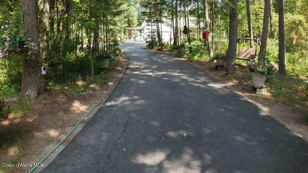 $1,100,000 | 49 Antler Lane, Spirit Lake, ID 83869