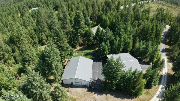 $1,100,000 | 49 Antler Lane, Spirit Lake, ID 83869