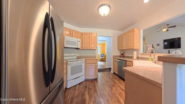 $1,100,000 | 49 Antler Lane, Spirit Lake, ID 83869