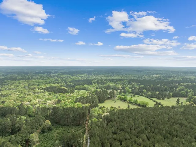 $399,000 | 1090 Roberts Road, Summit, MS 39666