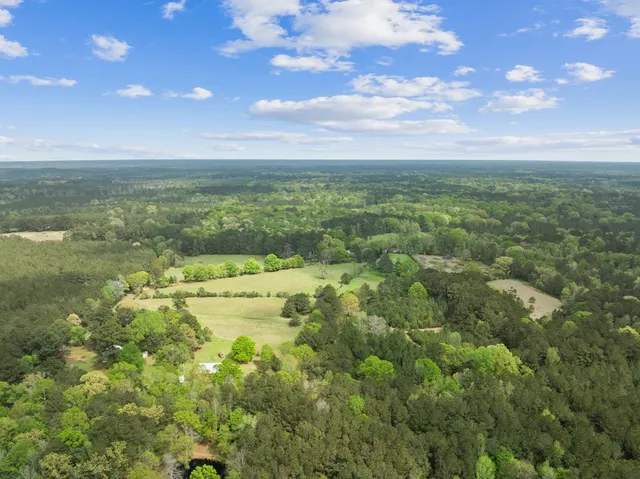 $399,000 | 1090 Roberts Road, Summit, MS 39666