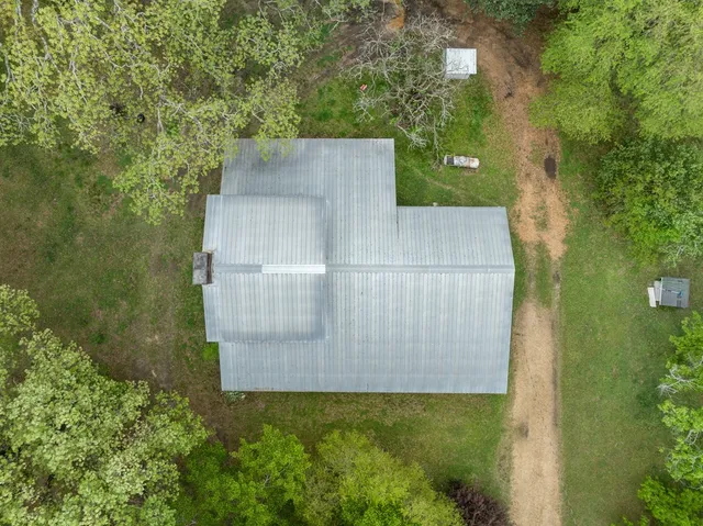 $420,000 | 1090 Roberts Road, Summit, MS 39666