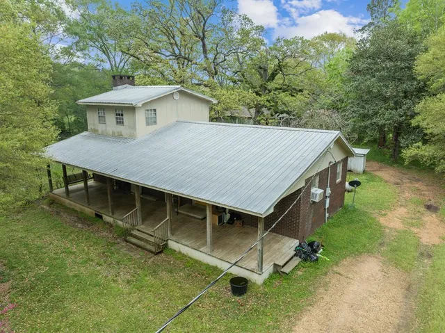 $399,000 | 1090 Roberts Road, Summit, MS 39666