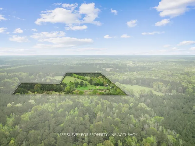 $399,000 | 1090 Roberts Road, Summit, MS 39666