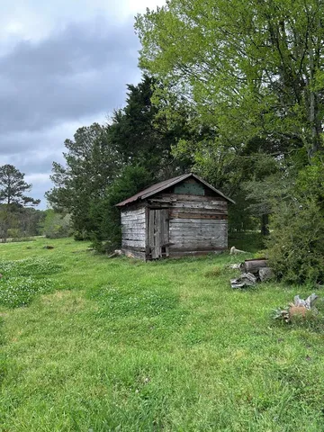 $399,000 | 1090 Roberts Road, Summit, MS 39666