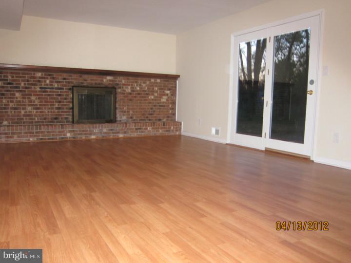37 Maple Stream Road East Windsor, NJ 08520 - Photo 14 of 22 Family Room
