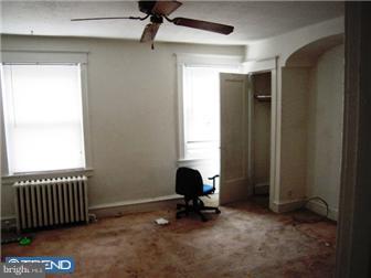 257 Copley Road Upper Darby, PA 19082 - Photo 8 of 9 Bedroom - Main