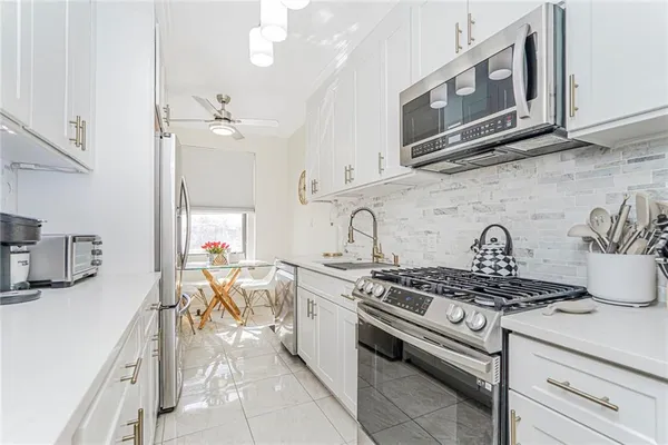 $450,000 | 351 Marine Avenue, Unit B5 | Bay Ridge