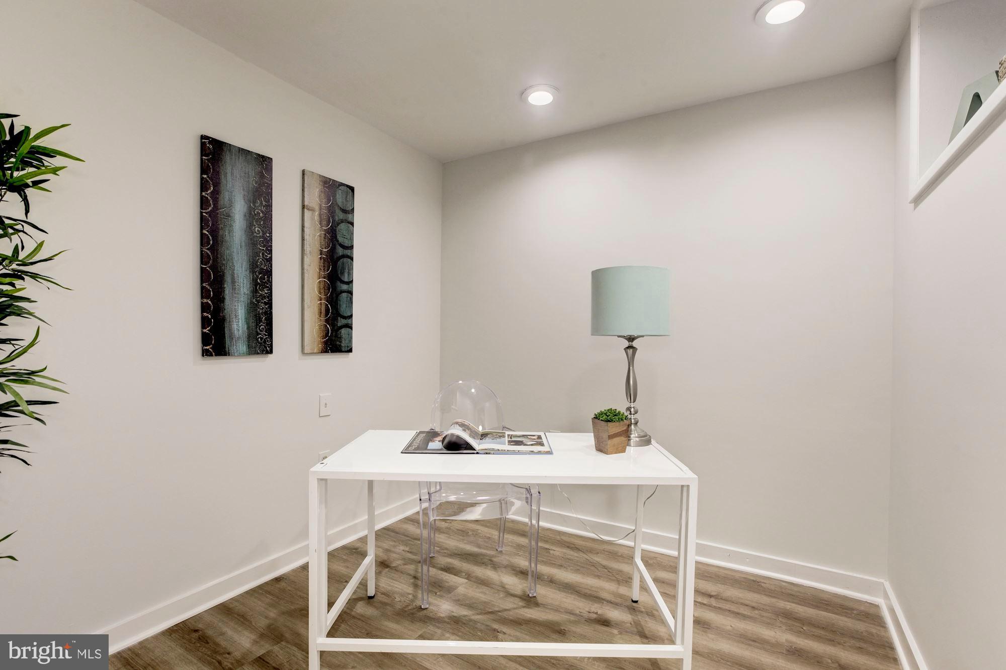 2212 Tunlaw Road Northwest Washington, DC 20007 - Photo 21 of 26 Gallery Image 21