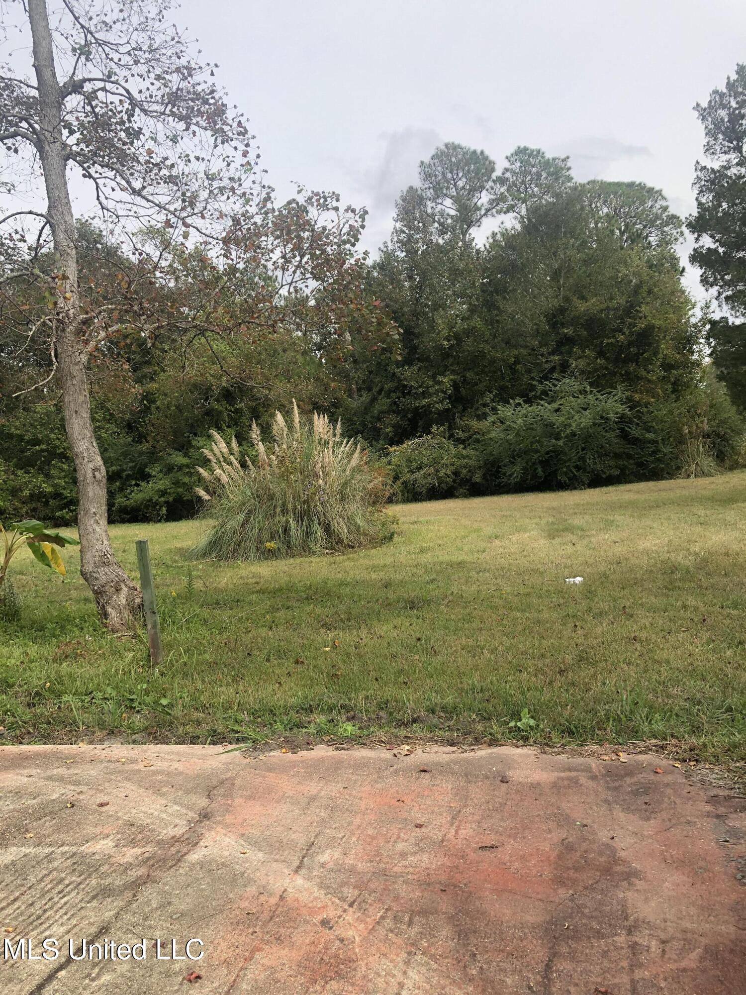 16206 Robinson Road Gulfport, MS 39503 - Photo 8 of 9 5E7BB6E1-0C98-493B-8FF3-6CD1AFF8D9FD