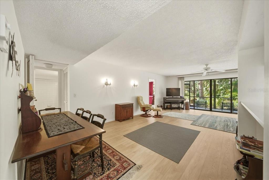 1711 Pelican Cove Road, Unit 341 Sarasota, FL 34231 - Photo 12 of 50