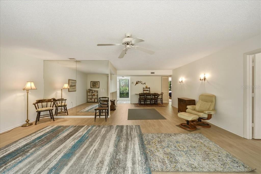 1711 Pelican Cove Road, Unit 341 Sarasota, FL 34231 - Photo 14 of 50