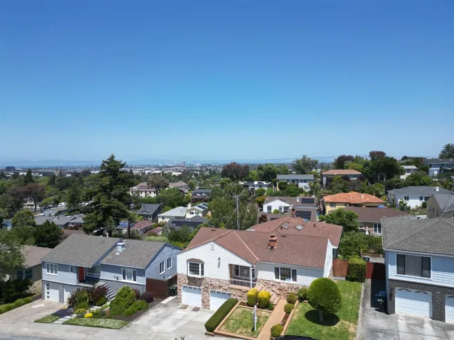 $2,888,000 | 3709 Kenwood Avenue, San Mateo, CA 94403