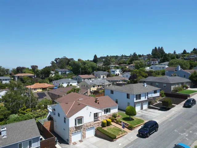 $2,888,000 | 3709 Kenwood Avenue, San Mateo, CA 94403