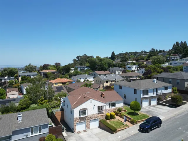 $2,888,000 | 3709 Kenwood Avenue, San Mateo, CA 94403