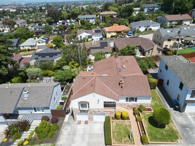 $2,888,000 | 3709 Kenwood Avenue, San Mateo, CA 94403