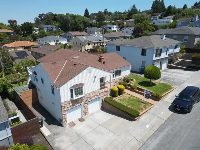 $2,888,000 | 3709 Kenwood Avenue, San Mateo, CA 94403