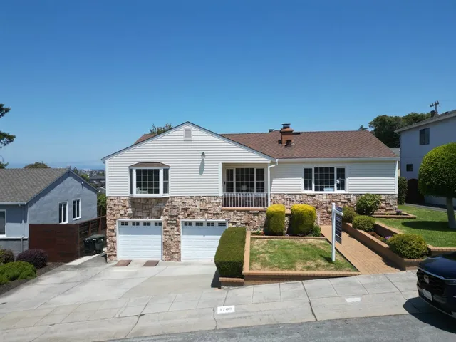 $2,888,000 | 3709 Kenwood Avenue, San Mateo, CA 94403