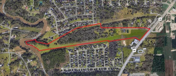 a view of a wooden fence