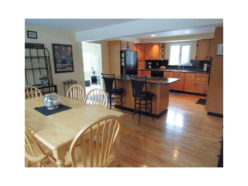 106 Mills Road Kennebunkport, ME 04046 - Photo 5 of 23 Kitchen.