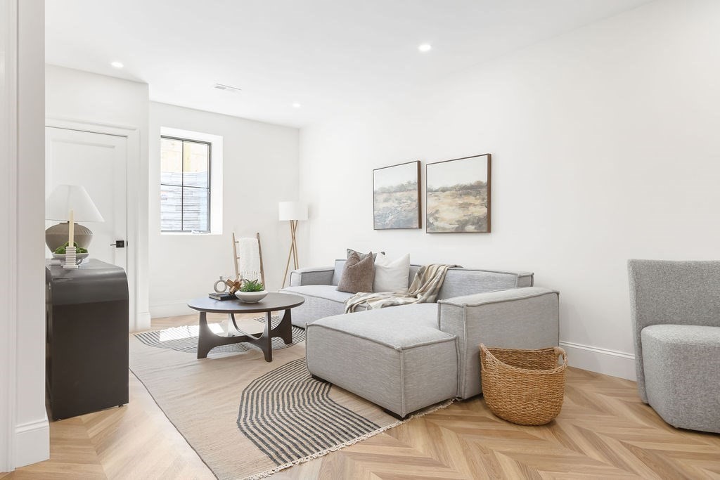 130 Nonantum Road, Unit 2 Newton, MA 02458 - Photo 28 of 37 Gallery Image 28
