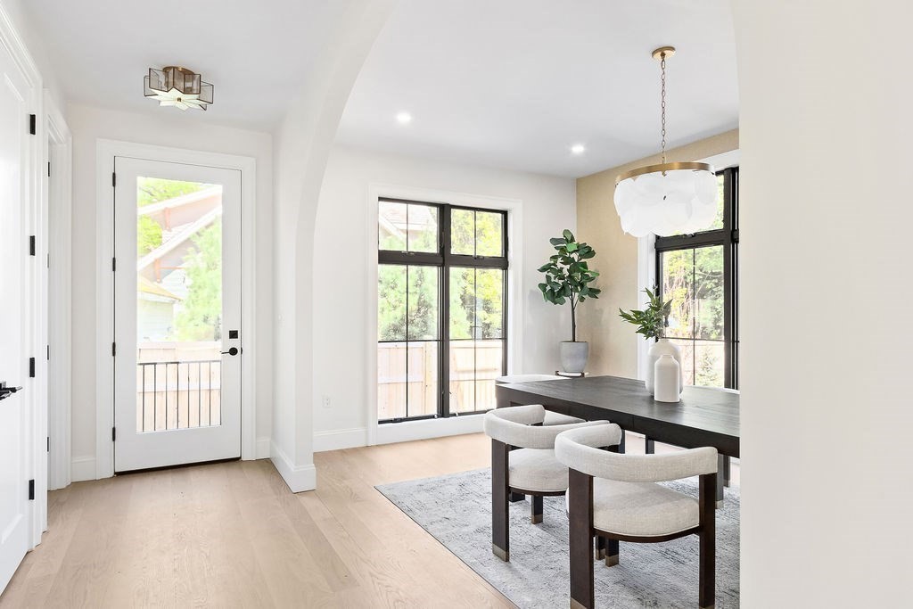 130 Nonantum Road, Unit 2 Newton, MA 02458 - Photo 7 of 37 Gallery Image 7