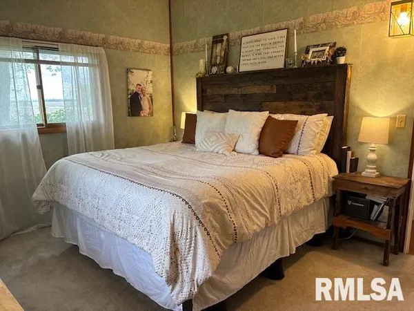 $195,000 | 16157 Moore Cemetery Road, Carlinville, IL 62626