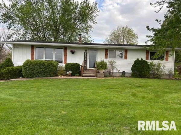 $195,000 | 16157 Moore Cemetery Road, Carlinville, IL 62626