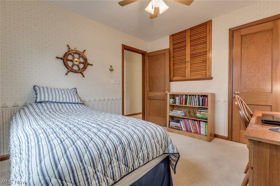 1659 Overbrook Road Cleveland, OH 44124 - Photo 12 of 23