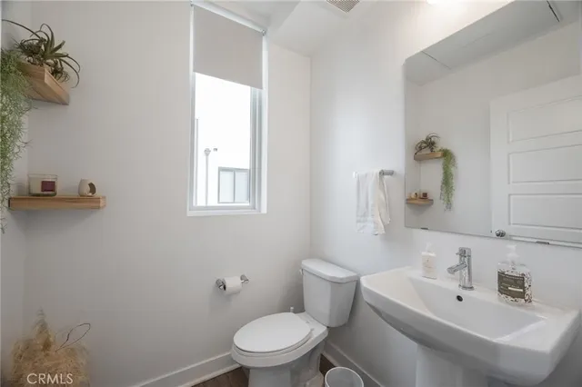 $4,800 | 279 Dockside Lane, San Pedro, CA 90731