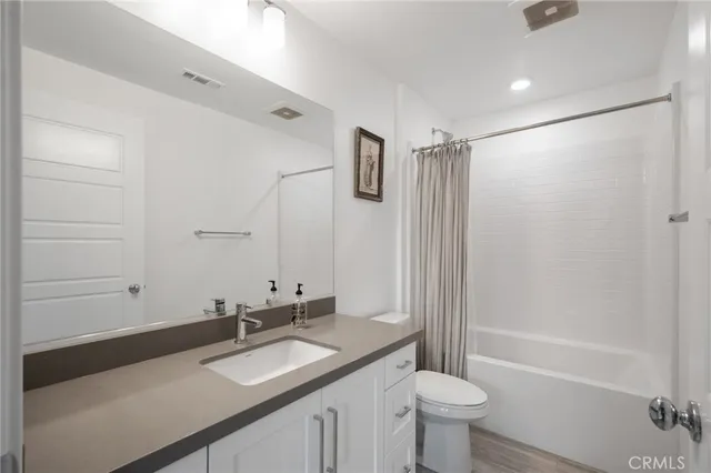 $4,800 | 279 Dockside Lane, San Pedro, CA 90731