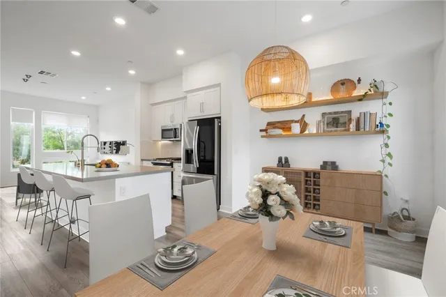 $4,800 | 279 Dockside Lane, San Pedro, CA 90731