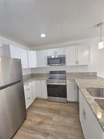 $1,500 | 6152 Brocks Lane, Fort Worth, TX 76114