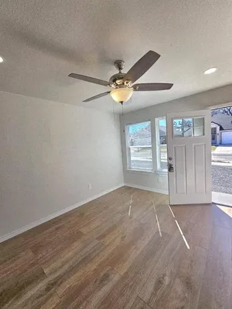 $1,500 | 6152 Brocks Lane, Fort Worth, TX 76114