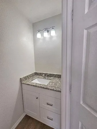 $1,500 | 6152 Brocks Lane, Fort Worth, TX 76114