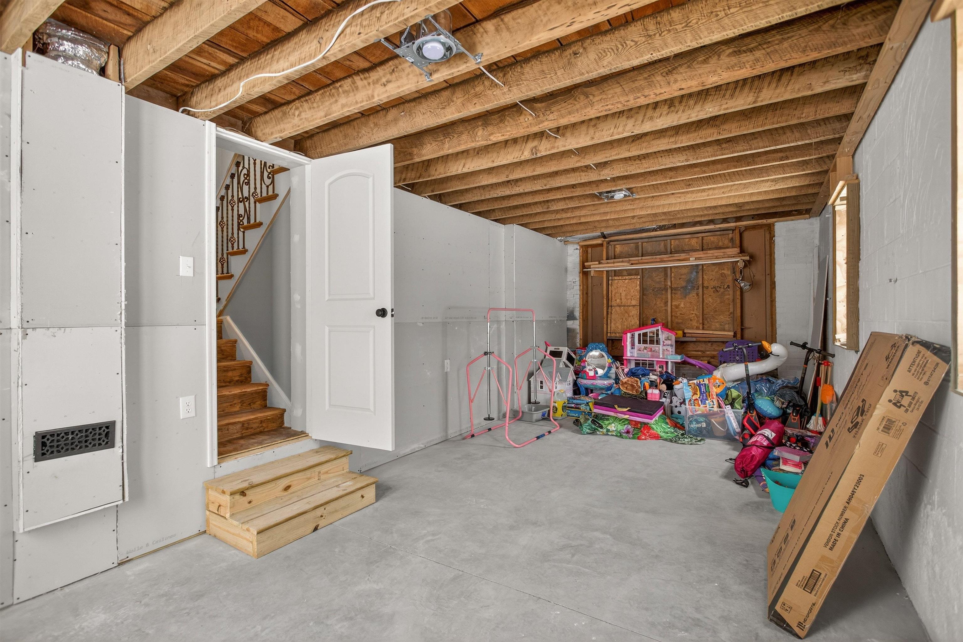 1325 Mt Torrey Road Lyndhurst, VA 22952 - Photo 33 of 40