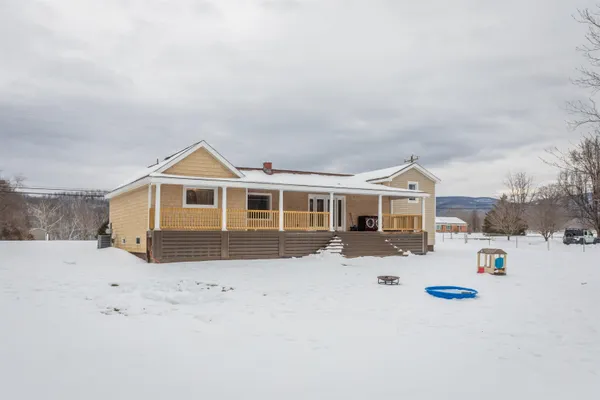 $400,000 | 1325 Mt Torrey Road, Lyndhurst, VA 22952