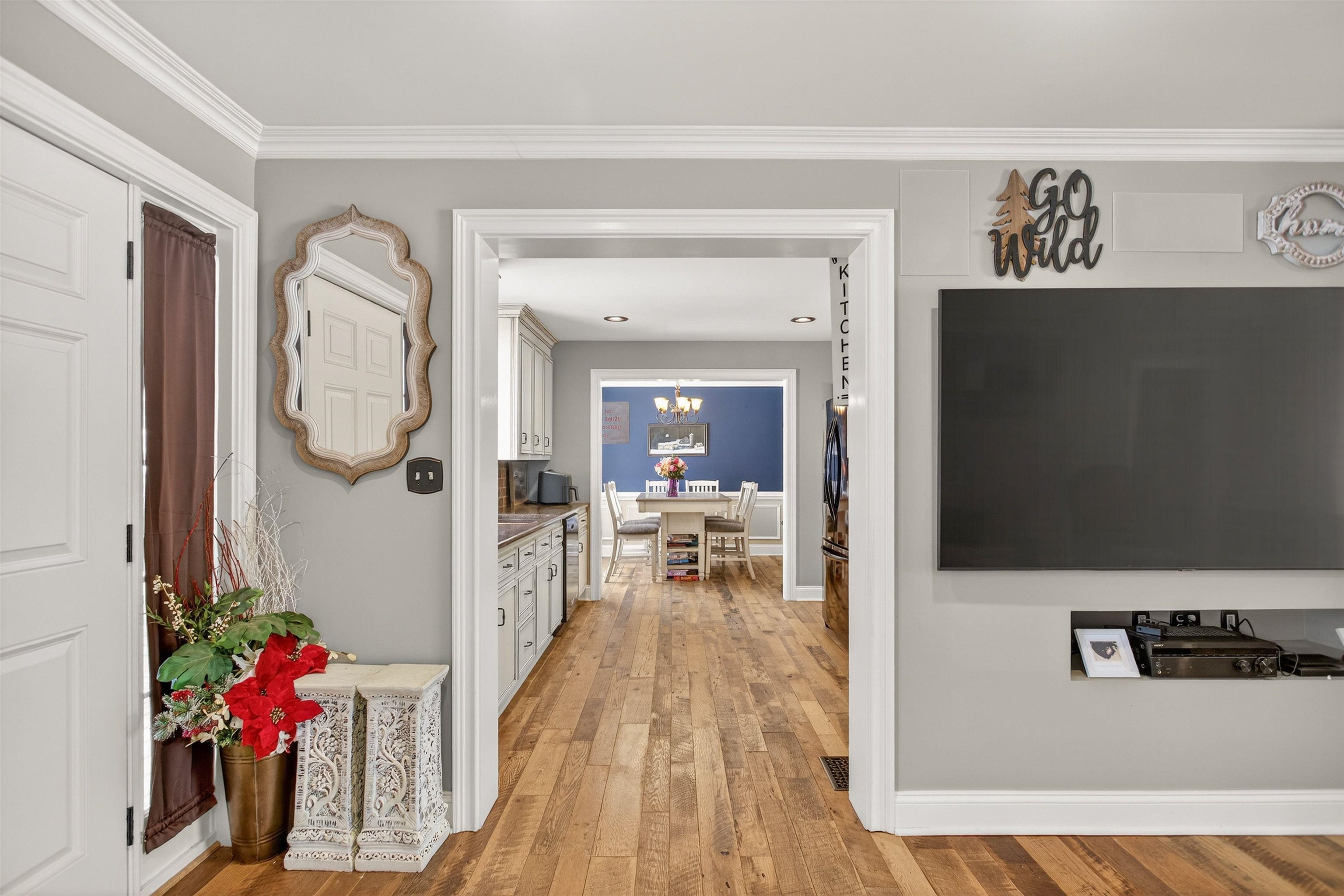 1325 Mt Torrey Road Lyndhurst, VA 22952 - Photo 7 of 40