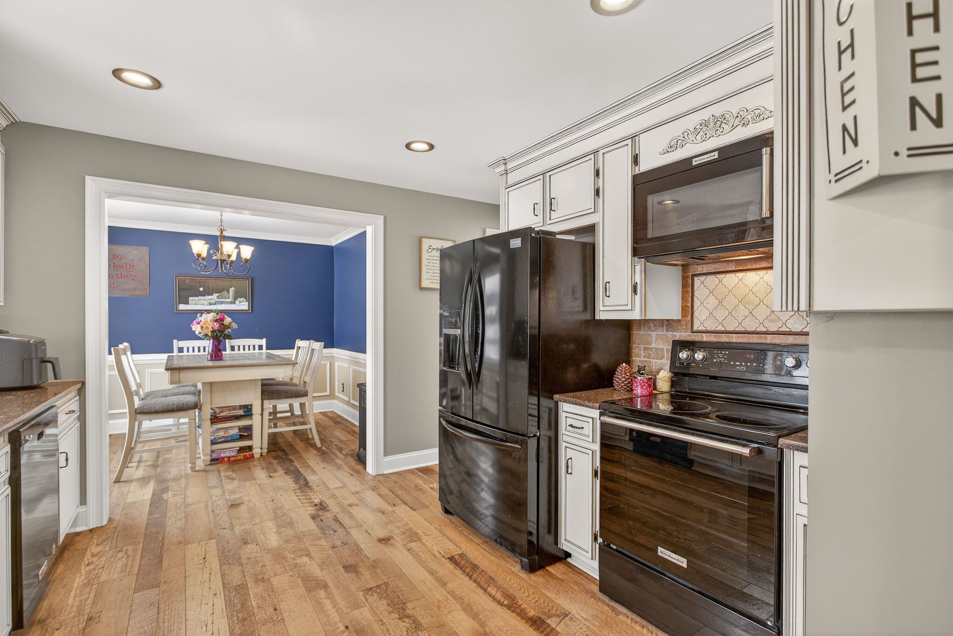 1325 Mt Torrey Road Lyndhurst, VA 22952 - Photo 9 of 40