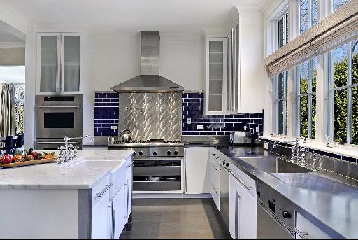 241 Maple Hill Road Glencoe, IL 60022 - Photo 6 of 16