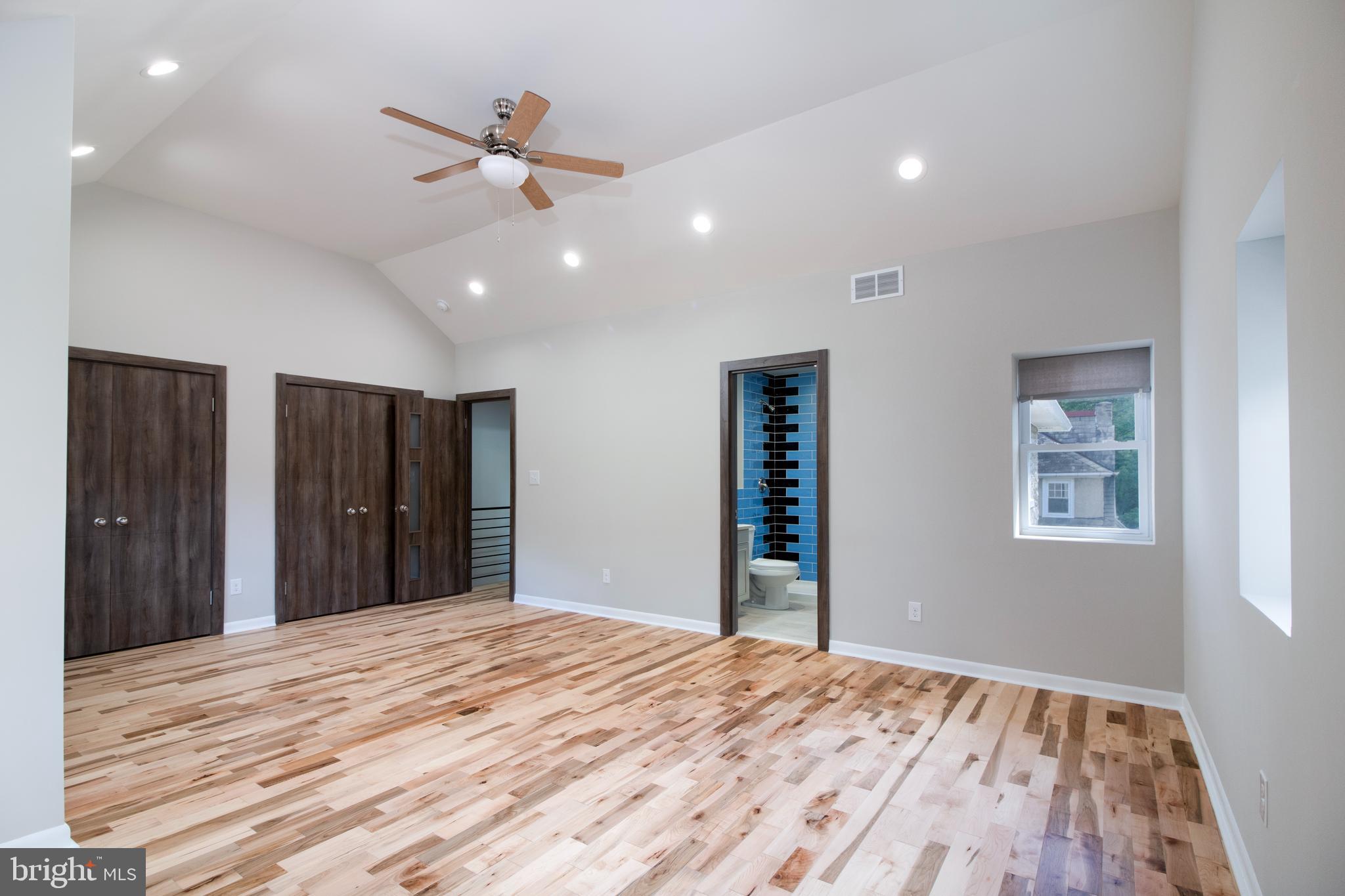 6942 Cresheim Road Philadelphia, PA 19119 - Photo 12 of 26 Gallery Image 12