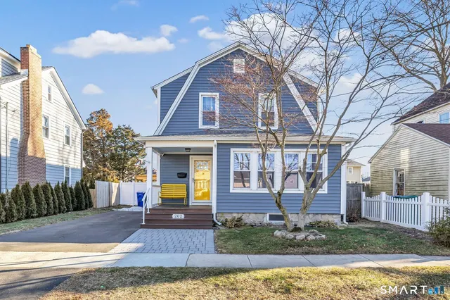 $430,000 | 202 Taft Street, Stratford, CT 06615