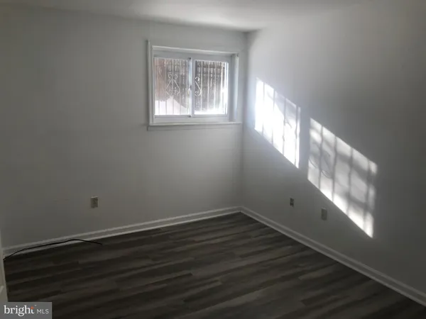 $1,500 | 3750 Clarendon Avenue, Unit 203, Philadelphia, PA 19114