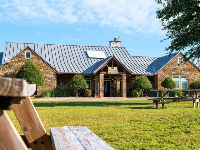 a view of a house with garden