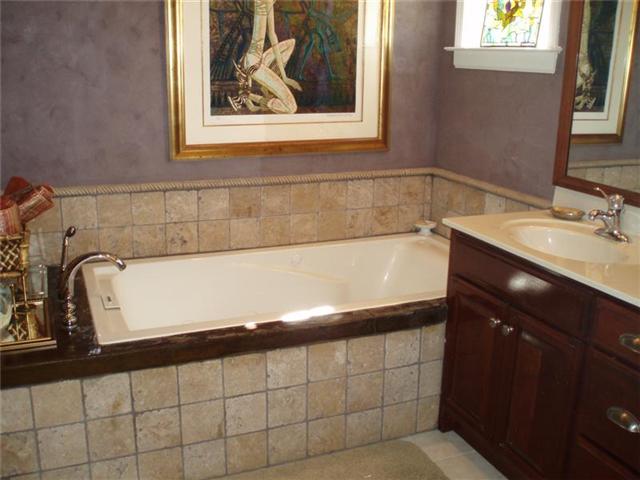 7112 Deer Ridge Road Fairview, TN 37062 - Photo 9 of 20 Master bath with double vanities and whirlpool tub