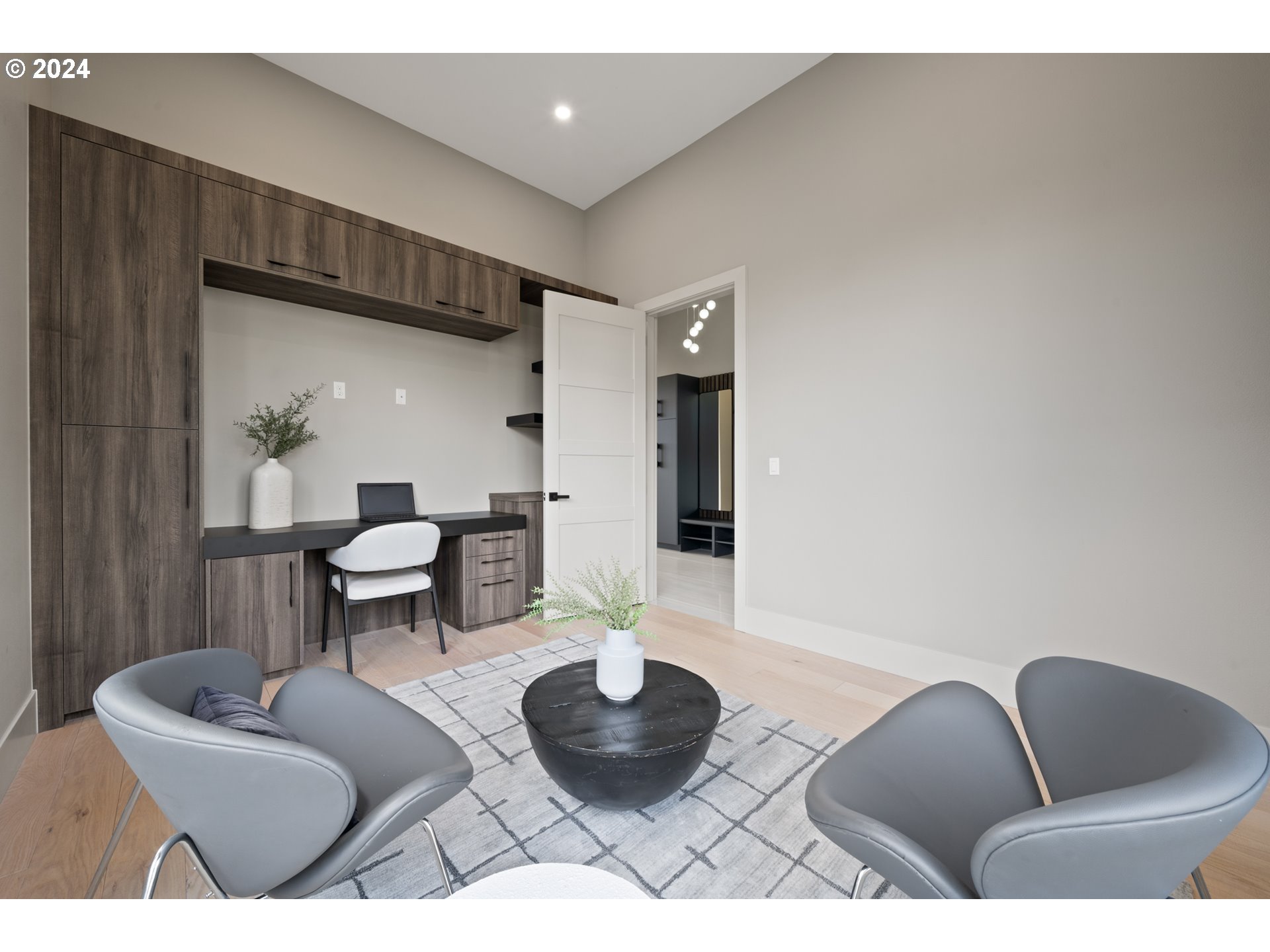 512 Province Drive Camas, WA 98607 - Photo 21 of 46 a living room with furniture and a potted plant