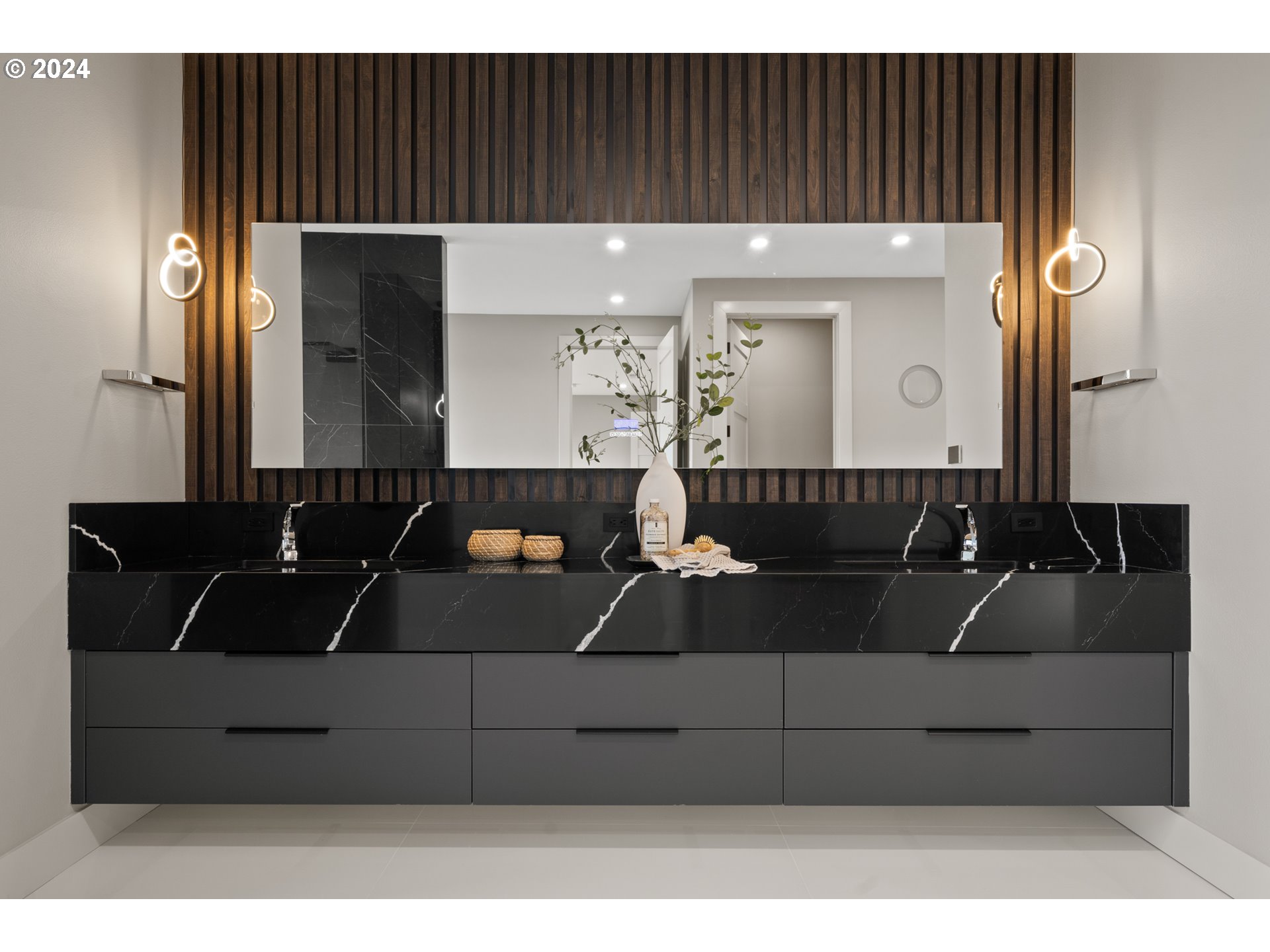 512 Province Drive Camas, WA 98607 - Photo 28 of 46 a living room with furniture