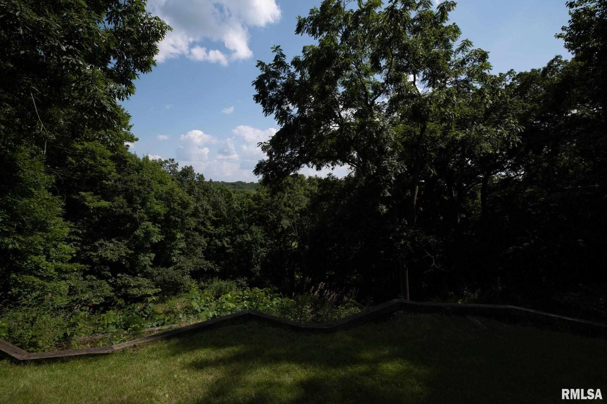 110 West Bittersweet Road Washington, IL 61571 - Photo 11 of 49 Gallery Image 11