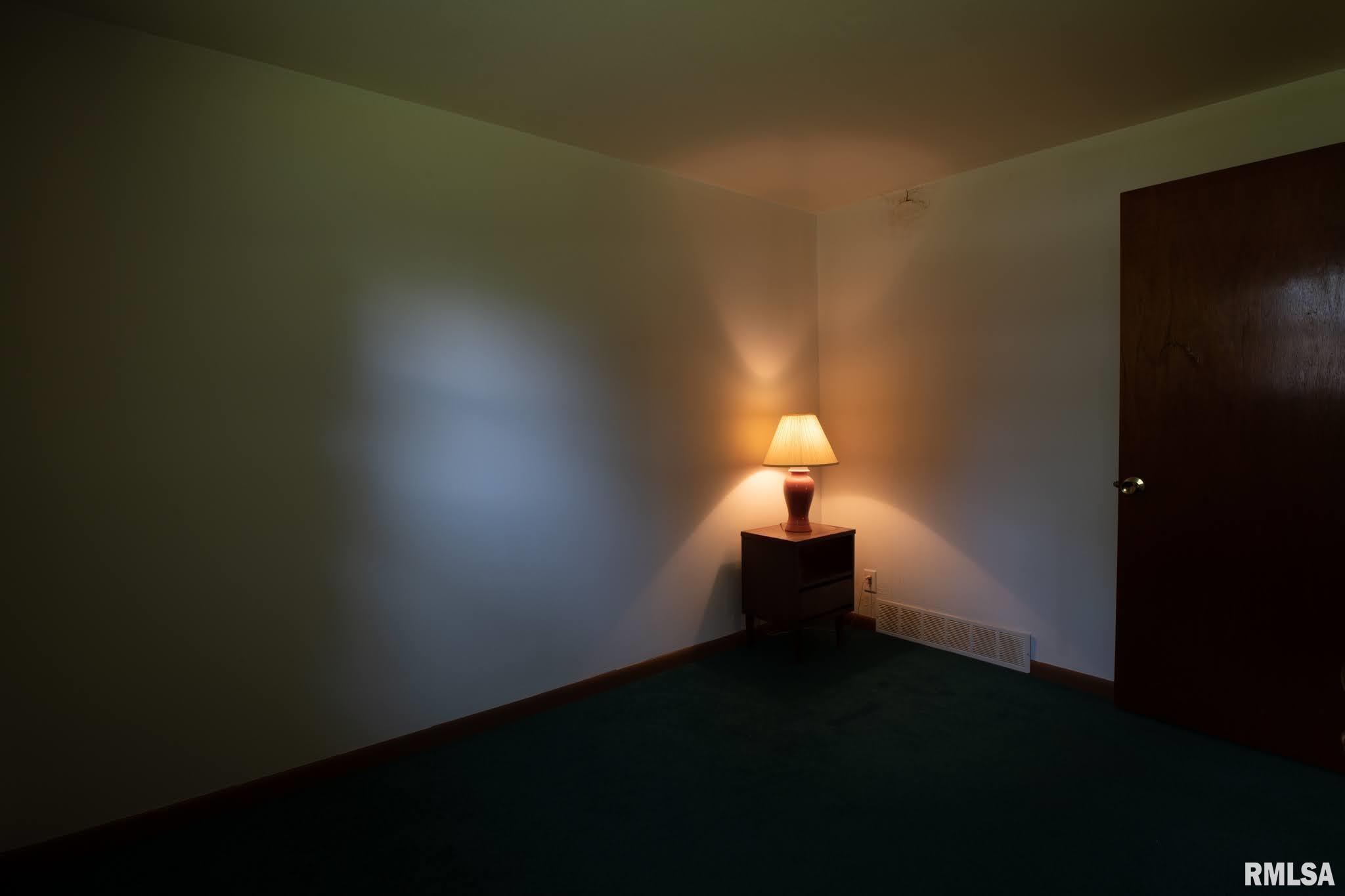110 West Bittersweet Road Washington, IL 61571 - Photo 18 of 49 Gallery Image 18